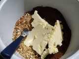 Postre helado de mousse