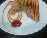 A picture of step 5 of Ahemdabadi 3-layered Sandwich.