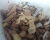 Foto del paso 2 de la receta: Champiñones a la cerveza (A mi manera)