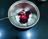 A picture of step 3 of Beetroot Yogurt Dip.