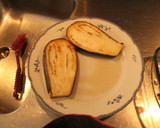 Foto del paso 15 de la receta: 4 en 1. Pan, ensalada, ruleros rellenos y berenjena a la mía