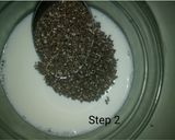 A picture of step 2 of Overnight oats.