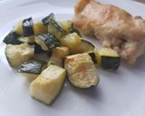 Zöldséges csirkemell tejmentes besamel mártással, cukkinivel recept fázis 4 fotója