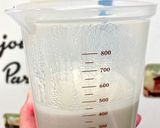 A picture of step 4 of Frozen Piña Colada.
