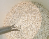Foto del paso 3 de la receta: Galletitas de avena 😋