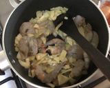 Foto langkah ke 2 dari resep Tumis Brokoli wortel udang.