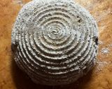 Foto del passaggio 7 della ricetta Pane con noci, uvetta e fichi