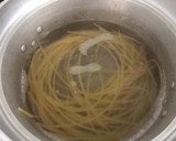Foto del paso 1 de la receta: Espaguetis en salsa de mentaiko (明太子スパゲティ)