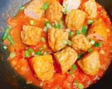 Hình bước làm 3 của món Chả Cá Xốt Cà Chua