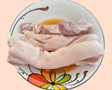 Hình bước làm 2 của món Heo quay giòn bì