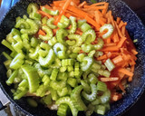 Foto del paso 5 de la receta: Pseudo Chop Suey (chapsui) de pollo