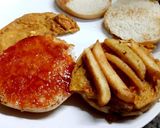 A picture of step 4 of Anday walay Burger 😋😋😋.