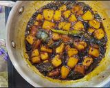 A picture of step 4 of Apple ki khatti meethi launji.