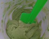 Foto langkah ke 3 dari resep Pandan Mexican Bun.