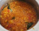 பூரி மற்றும் உருளைக்கிழங்கு மசால் குருமா (Poori and urulaikilanku masal kuruma recipe in tamil) ரெசிபி ஸ்டேப் 5 புகைப்படம்