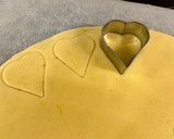 Foto del paso 8 de la receta: Galletas “corazón “ de mantequilla