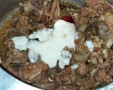 A picture of step 4 of Meat with dry whole spices.