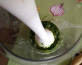 Medvehagyma pesto Sanyisan recept fázis 2 fotója