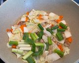 Foto langkah ke 3 dari resep Capjay Ayam Simple.