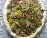 Foto del paso 5 de la receta: Pizza hojaldrada de puerro y champiñones 😋👍