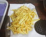 Foto del paso 5 de la receta: Flamenquines con papas fritas y ensalada