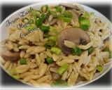 A picture of step 3 of 🍄🍜🥒Mushroom & Peas Orzotto🍄🍜🥒.