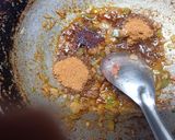 મુંબઈ સ્ટાઈલ પાવભાજી વિથ લચ્છાં ડુંગળી(Pavbhaji recipe in gujarati) રેસીપી સ્ટેપ4ફોટો