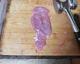 Foto del paso 1 de la receta: Solomillo a la plancha con papas fritas y ensalada