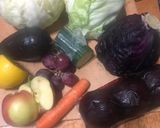 A picture of step 1 of Fruit and vegetable salad.