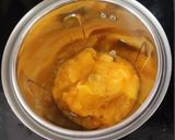 A picture of step 2 of Mango popsicles.