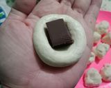 Foto langkah ke 4 dari resep Chapssal Korean Donut.