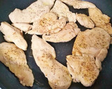 Foto del paso 1 de la receta: Filetes de pechuga de pollo a la crema de champiñones