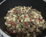 Foto del paso 3 de la receta: Empanadas de carne cortada a cuchillo