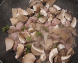 Foto del paso 4 de la receta: Arroz con Setas y Butifarra