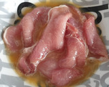 Foto del paso 4 de la receta: Lomo de cerdo rebozado