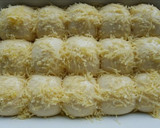 Foto del paso 6 de la receta: Panecitos con queso rallado