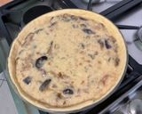 Une image de l'étape 15 de Tarte aux figues noires, bananes et abricots secs.
