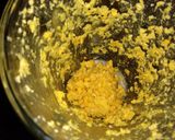 Foto del paso 2 de la receta: Empanadas de choclo con jardinera y aceitunas