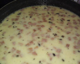 Foto del paso 7 de la receta: Chuletas de cerdo en crema de hongos y chorizo con puré de papas