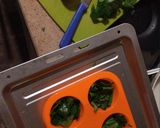 Foto del paso 1 de la receta: Muffins de espinaca y tomate