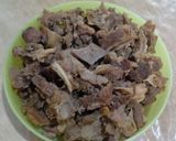 Foto langkah ke 1 dari resep Asem-asem Daging Sapi Buncis.