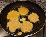 Foto del paso 5 de la receta: Buñuelos de calabaza y arroz