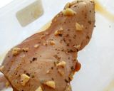 Foto langkah ke 4 dari resep Simple Grilled Chicken Breast.