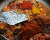 A picture of step 5 of Vidarbha special Nagpuri style Wanga batata Saoji masala bhaji.