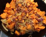 Kubai"feketebabos tészta" recept fázis 2 fotója