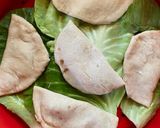 A picture of step 3 of Tofu & Leek Dumplings.
