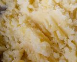 A picture of step 2 of Traditional irish potatoe bread.