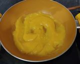 A picture of step 3 of Mango Ice Cream Sandesh.