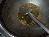 लहसुन फ्राई करेले (lehsun fry karele recipe in Hindi)