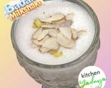 A picture of step 4 of Badam Milkshake.